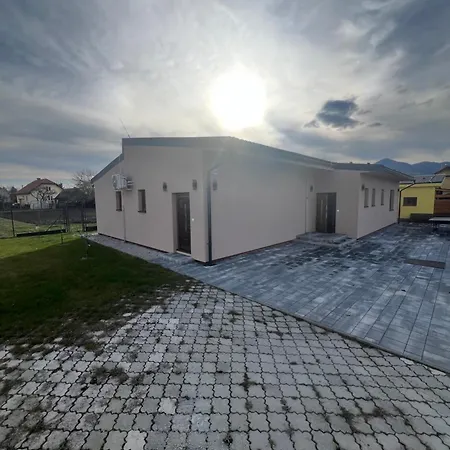 Rd Iza Kostany Nad Turcom